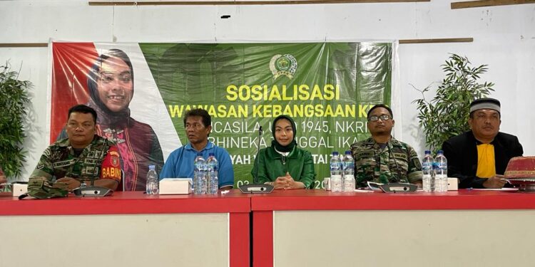 Siti Rizky Amalia Ajak Warga Perkuat Rasa Persatuan Pada Saat Sosbang di Sangatta Utara