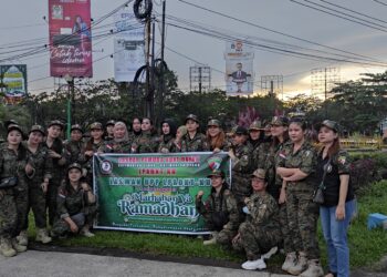 Laswan DPP LPADKT-KU Bagikan Takjil ke Masyarakat Samarinda Sebagai Bentuk Toleransi di Bulan Ramadhan