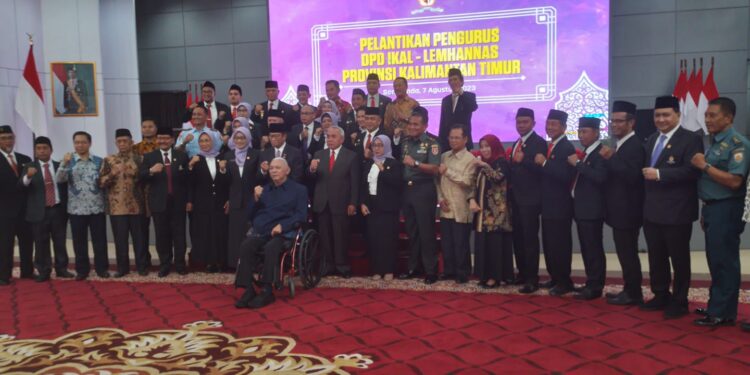 Pelantikan dan Pengukuhan Ikatan Alumni Lemhanas Kaltim, IKAL Kaltim Komitmen Fokus Pada Pembangunan Generasi Berwawasan Kebangsaan