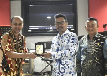 Komisi I DPRD Kaltim Sambut Baik Kunjungan Akademisi FH Unmul dan Asosiasi Laboratorium Hukum Indonesia