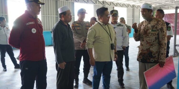 Program Dedikasi Kukar Berkah Salurkan Bantuan Mesjid  di Muara Badak Sebesar Rp 1 Miliar