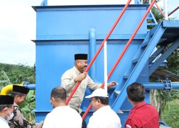 Warga Desa Prangat Baru Sudah Bisa Nikmati Air Bersih, Bupati Kukar Merasa Bersyukur
