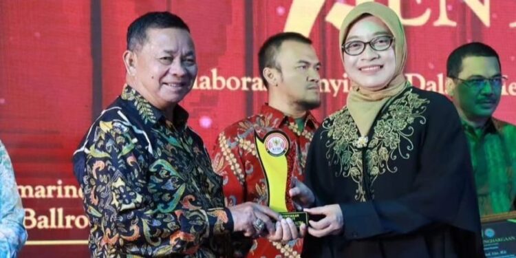 Jahidin Apresiasi Malam Anugerah Penyiaran KPID Kaltim Tahun 2023