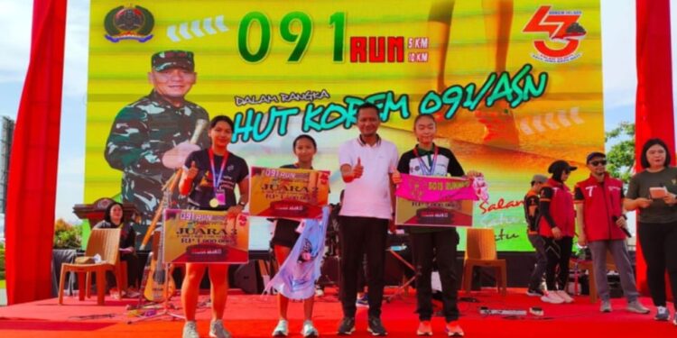 Nidya Hadiri Acara Peringatan HUT ke-43 Korem 091/Aji Surya Natakesuma di Halaman Makorem