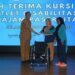 Dispora Kaltim Serahkan 16 Kursi Roda Atlet Disabilitas di PPU