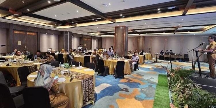 Forum Ilmiah Nusantara Dalam Rangka RPJMD Kaltim Tahun 2025-2045 Dihadiri Sri Wartini