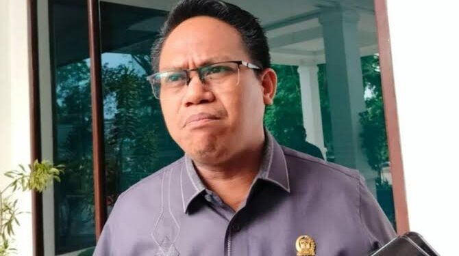 Shamri Shaputra Soroti Toko di Pinggiran Jalan Yang Tak Memiliki Lahan Parkir