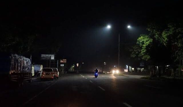 Peningkatan LPJU di Tenggarong Seberang untuk Keamanan dan Pertumbuhan Ekonomi