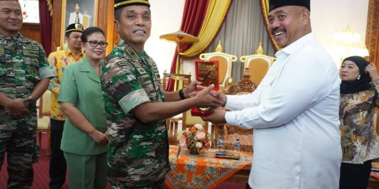 Bupati Kukar dan Sultan Terima Kunjungan Danrem 091/ASN