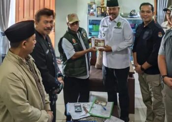 Menyongsong Pilkada Serentak 2024, Edi Damansyah Lakukan Coklit di Kediamannya