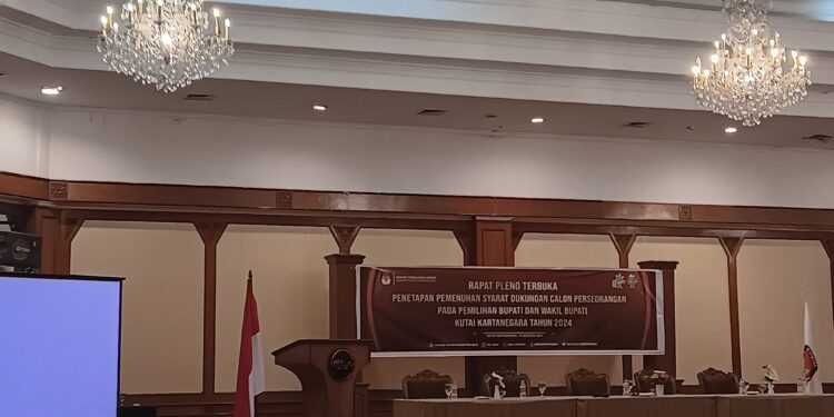 KPU Kukar Gelar Rapat Pleno Penetapan Bakal Calon Perseorangan