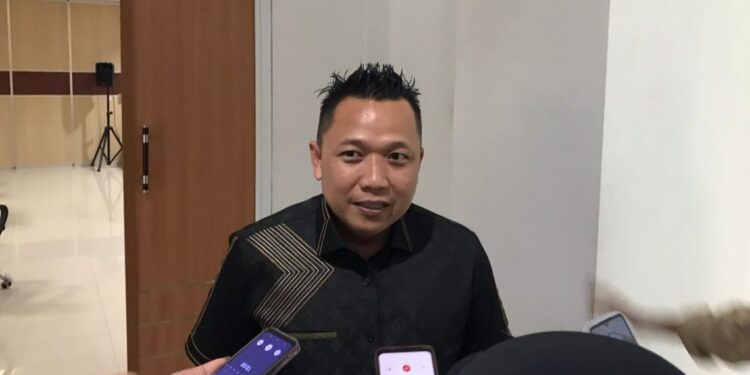 Kembangkan Inovasi di sektor kesehatan, Deni Dorong Pemanfaatan Bahan Baku Lokal dan Pengembangan Tenaga Pendukung Layanan Kesehatan