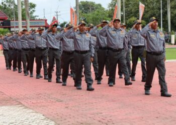 1000 Satlinmas Diserahkan ke Polres Kukar Jelang Pilkada 2024