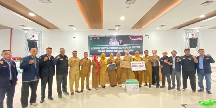 Kota Samarinda Menjadi Venue Terakhir Penerima Bantuan Laptop dan Printer Dari Dispora Kaltim