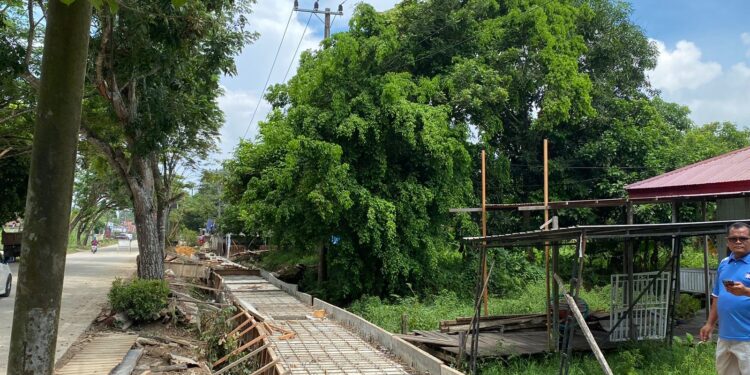 Kelurahan Timbau Prioritaskan Pembangunan Infrastruktur Jalan dan Drainase