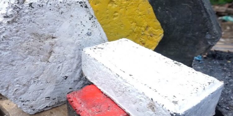 Bank Sampah Mandiri Desa Suka Maju Ubah Sampah Plastik Jadi Paving Block