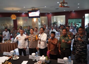 Jarak dan Cuaca Laut, Tantangan Distribusi Logistik Pilkada Kutim