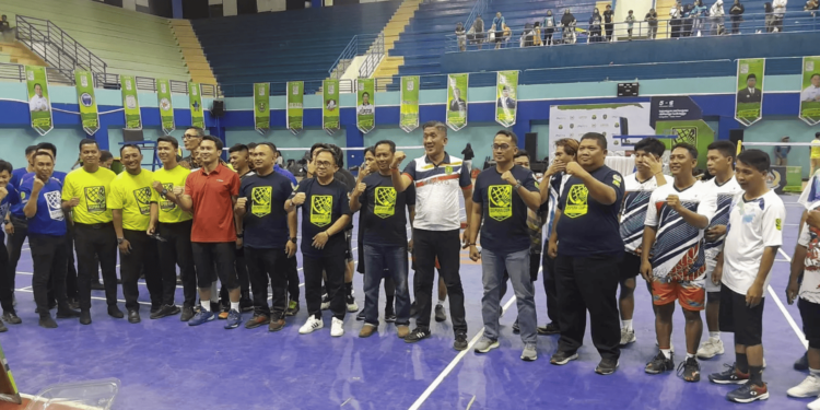 Ciptakan Bibit Atlet Masa Depan Melalui Dispora Cup Kutim Open Tournament Bulutangkis 2024