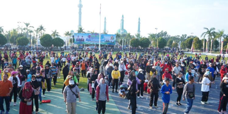 HUT Kutai Timur Diwarnai Senam Bersama Warga