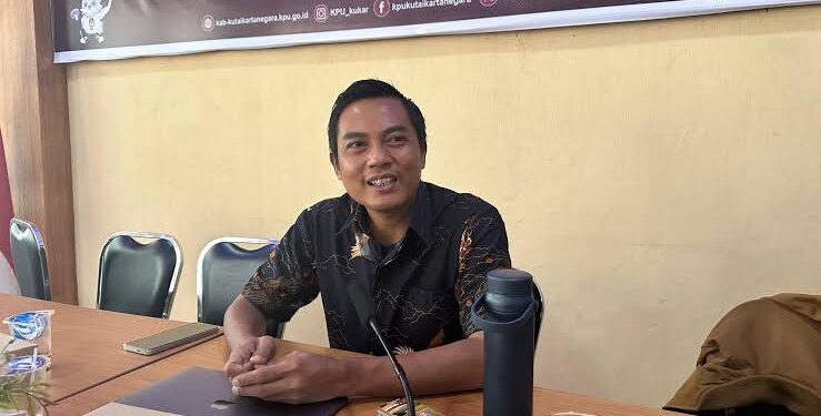 KPU Kukar Mulai Melakukan Penertiban Alat Peraga Kampanye