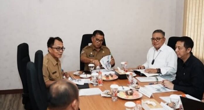 PJ Gubernur Kaltim Apresiasi Kinerja Dua Perusda