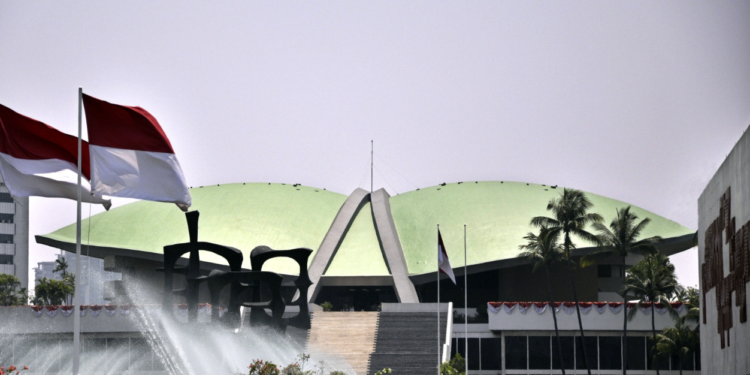 Pemkab Kutai Timur Mantapkan Kesiapan Pilkada Serentak 2024 melalui Rapat Bersama Komisi II DPR RI