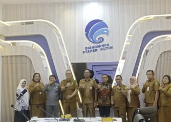 Pemkab Kutim Berkomitmen Tingkatkan Keterbukaan Informasi Publik melalui Monev KI Kaltim