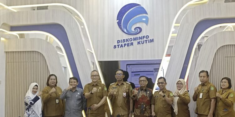 Pemkab Kutim Berkomitmen Tingkatkan Keterbukaan Informasi Publik melalui Monev KI Kaltim