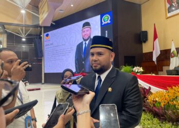 Abdul Giaz Resmi Gantikan Saefuddin Zuhri di DPRD Kaltim, Siap Perjuangkan Aspirasi Rakyat