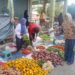 ASN Wajib Belanja Harian di Pasar Mangkurawang