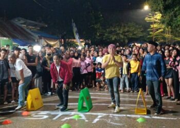 Gaya Lari “Setengah Serius” Camat Loa Kulu Bikin Geger Penonton Street Run