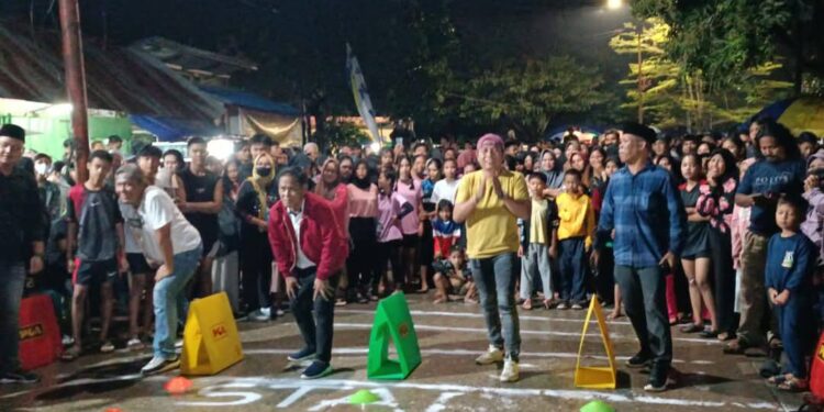 Gaya Lari “Setengah Serius” Camat Loa Kulu Bikin Geger Penonton Street Run