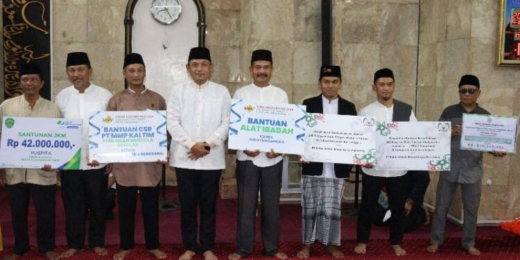 Gubernur Kaltim Salurkan Hibah ke Puluhan Lembaga di Kukar