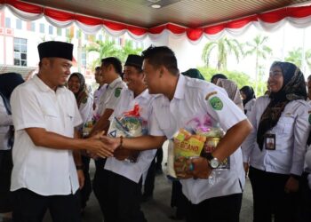 ASN dan Honorer Kukar Dapat Bingkisan Lebaran, Ini Pesan Sekda!