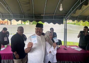 Bupati Kukar Hadir di TPS, Ajak Warga Gunakan Hak Pilih Pada PSU 2025