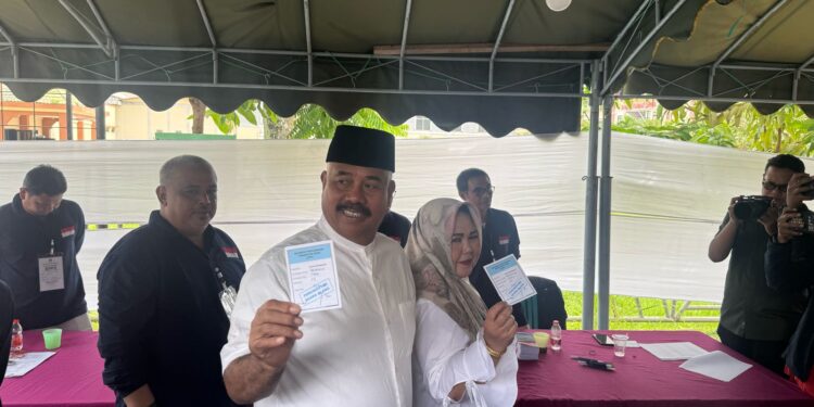 Bupati Kukar Hadir di TPS, Ajak Warga Gunakan Hak Pilih Pada PSU 2025