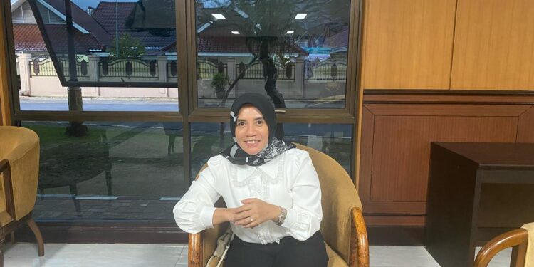 Damayanti Ingatkan Fondasi GratisPoll: Infrastruktur Siap, Guru Sejahtera