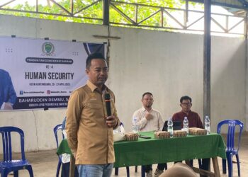 Jalan Umum Dirusak Hauling, Baharuddin Demmu : Ini Hanya Soal Komitmen dan Keberanian Pemprov Kaltim Dalam Menegakkan Aturan