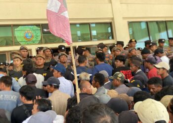 GMNI PPU bersama masyarakat Sotek, Sepan, Riko dan Bukit subur, menuntut hak atas tanah yang di klaim PT. Belantara Subur
