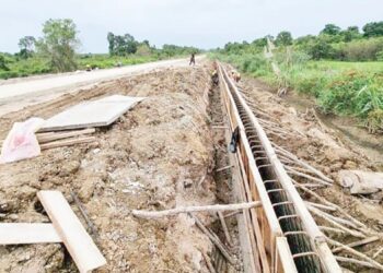 Petani dan Nelayan Sambut Baik Peningkatan Jalan Poros Muara Wis