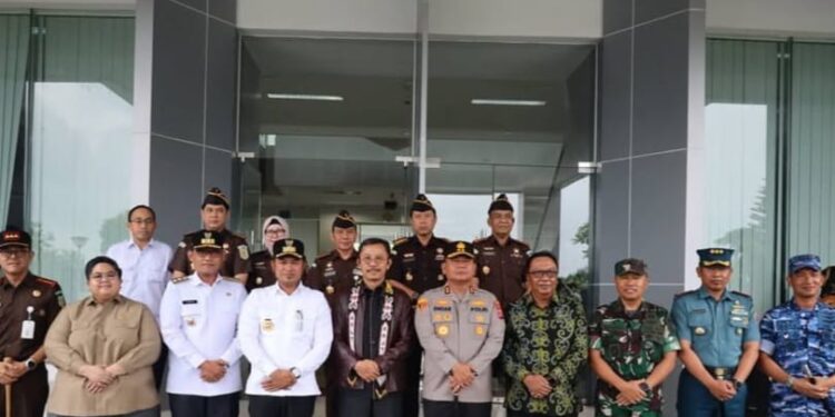 Sambut Kajati Baru, Ananda Emira Moeis Tegaskan Dukungan DPRD Kaltim untuk Penguatan Penegakan Hukum