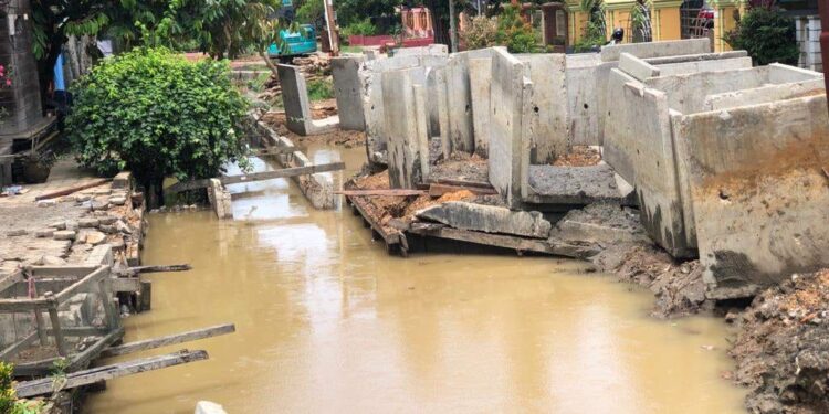 Kukar Gaspol Tangani Banjir, 10 Proyek Drainase Besar Digeber di Tenggarong