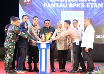 Bupati Kukar Ikut Launching Pantau BPKB Etam, Cek Proses BPKB Kini Bisa Online