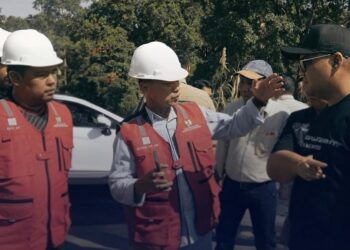 Monitoring Jalan Hulu Mahakam: Bupati Kukar dan Dinas PU Kukar Pastikan Proyek Jalan Sesuai Jadwal