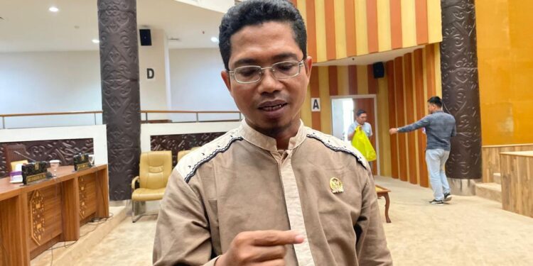 DPRD Soroti Pengadaan Seragam Sekolah: Jangan Bebani Orang Tua, Regulasi Harus Tegas