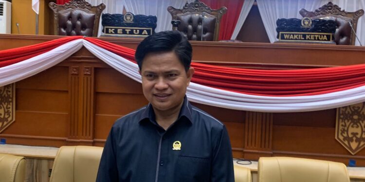 DPRD Desak Pemkot Tindak Dugaan Monopoli Seragam Sekolah di Samarinda