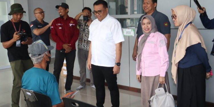 Aulia Rahman Basri Targetkan Semua Puskesmas di Kukar Buka 24 Jam