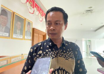 Jukir Liar Samarinda Disorot, Ronal Stephen: Tertibkan dengan Cara Manusiawi