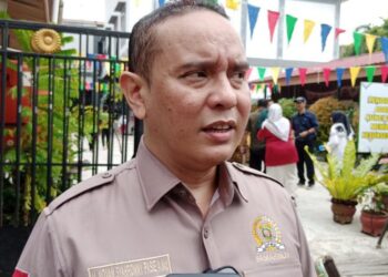 Sidak ke SDN 19 Samarinda Ulu, Novan Syahronny Minta Pemeliharaan Rutin dan Perbaikan Lingkungan