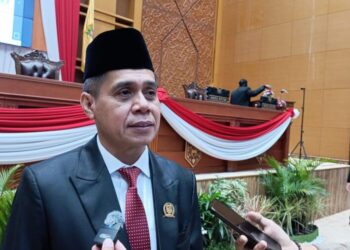 Ketua DPRD Samarinda Ajak Warga Kobarkan Persatuan Lewat Pengibaran Merah Putih